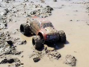 Redcat Racing Volcano EPX in the mud